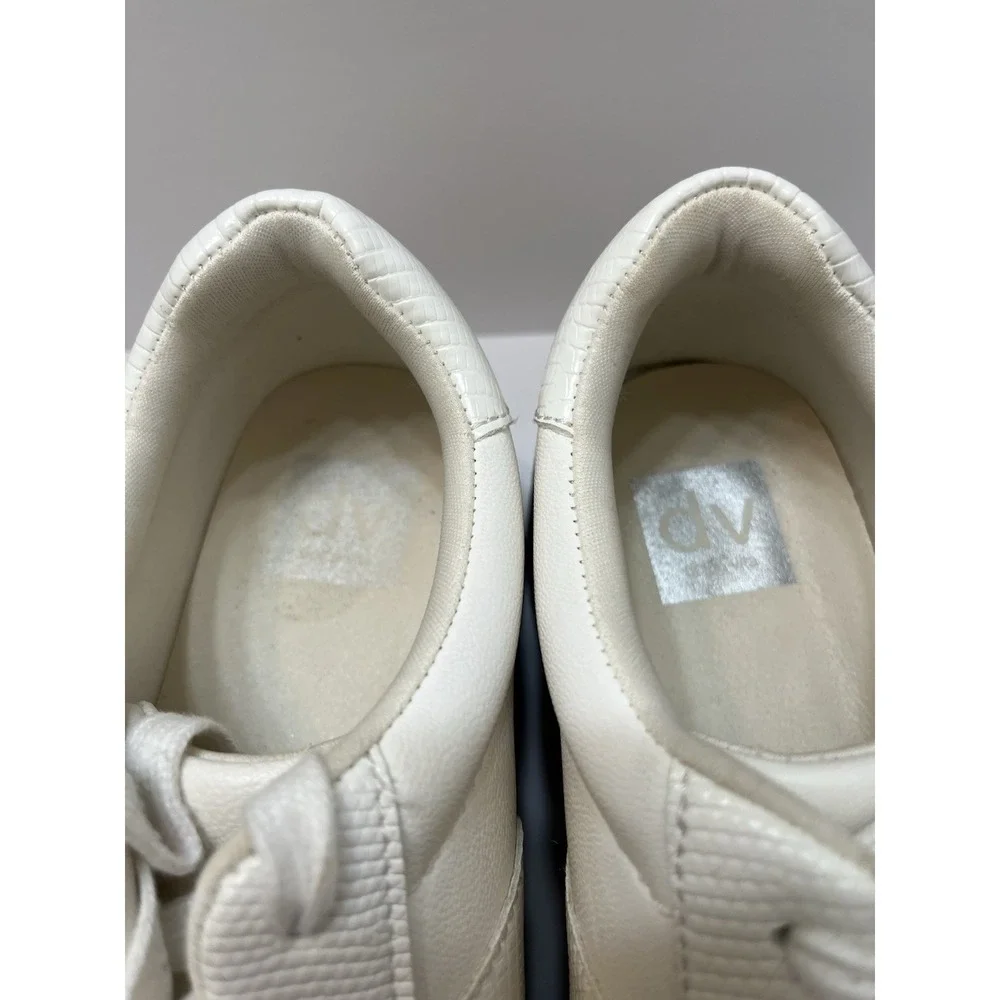 DV Dolce Vita Women's Brin Bubble Platform Sneakers Cream/Ivory Lace Up Size 8.5